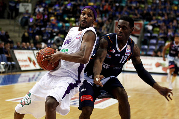 卓越表现及 卓越表现及