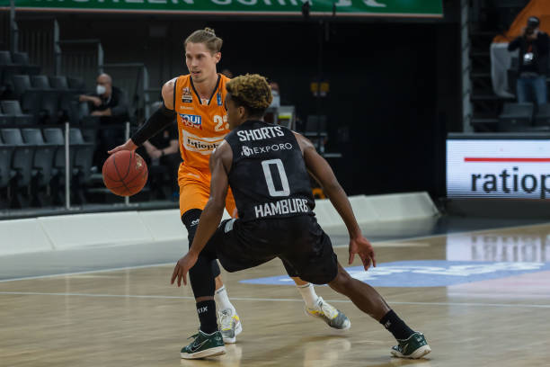 界杯前补招 界杯前补招