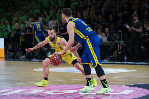 雷斯的加入 雷斯的加入