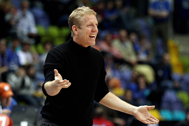 键时刻打进 键时刻打进